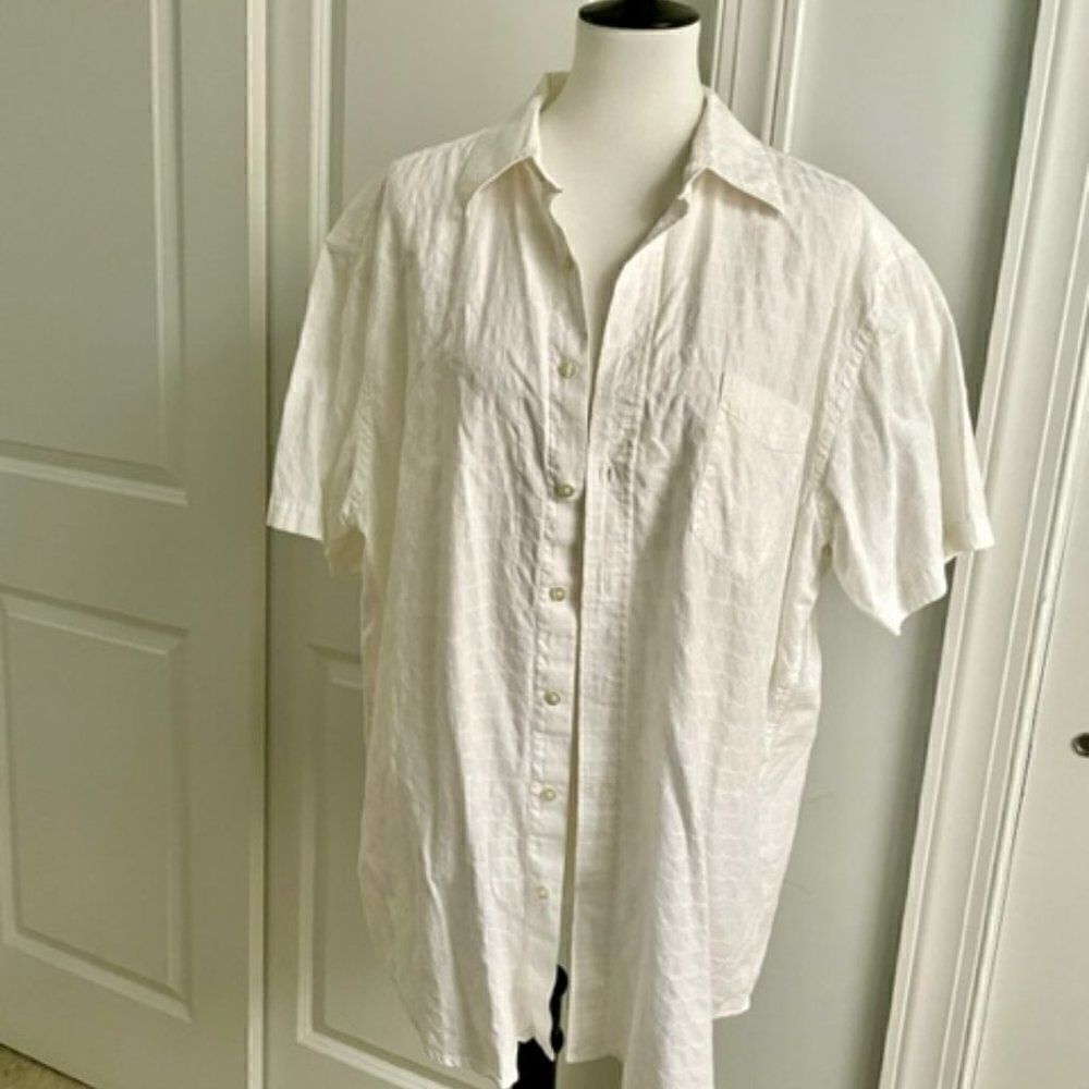 GAP Men's White Button Down Short Sleeve Shirt XL